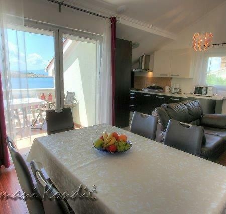 Apartman Kondic Omišalj Zewnętrze zdjęcie