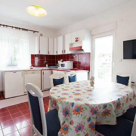 Apartman Kondic Omišalj Zewnętrze zdjęcie