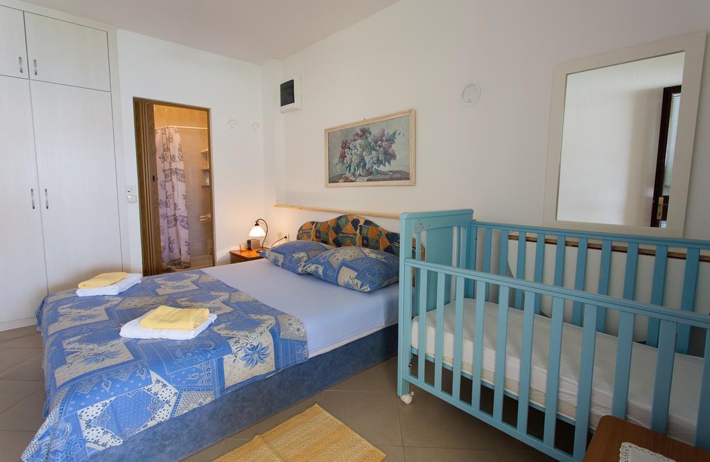 Apartman Kondic Omišalj Pokój zdjęcie