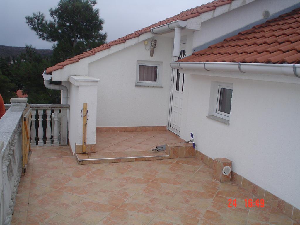 Apartman Kondic Omišalj Pokój zdjęcie