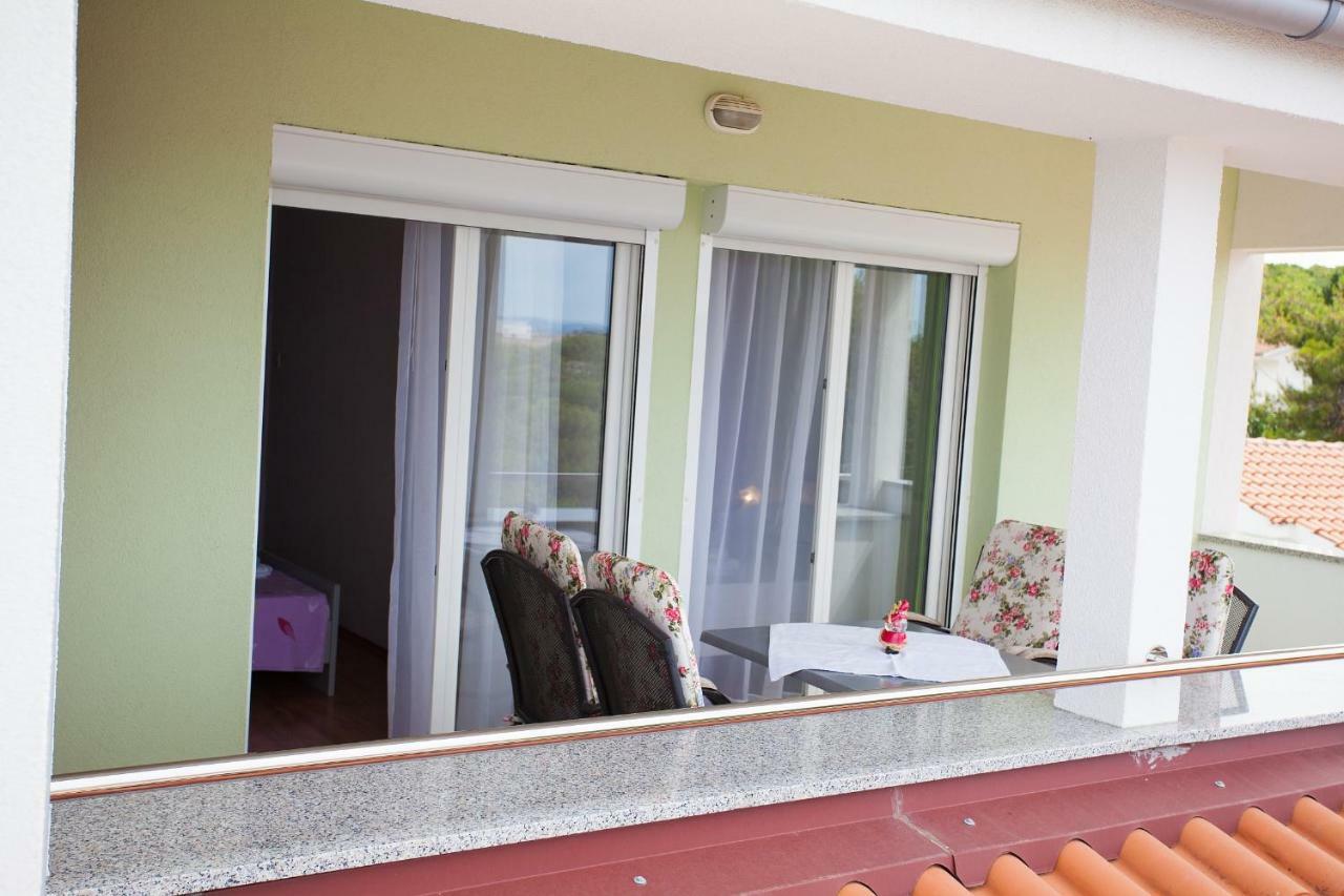 Apartman Kondic Omišalj Zewnętrze zdjęcie