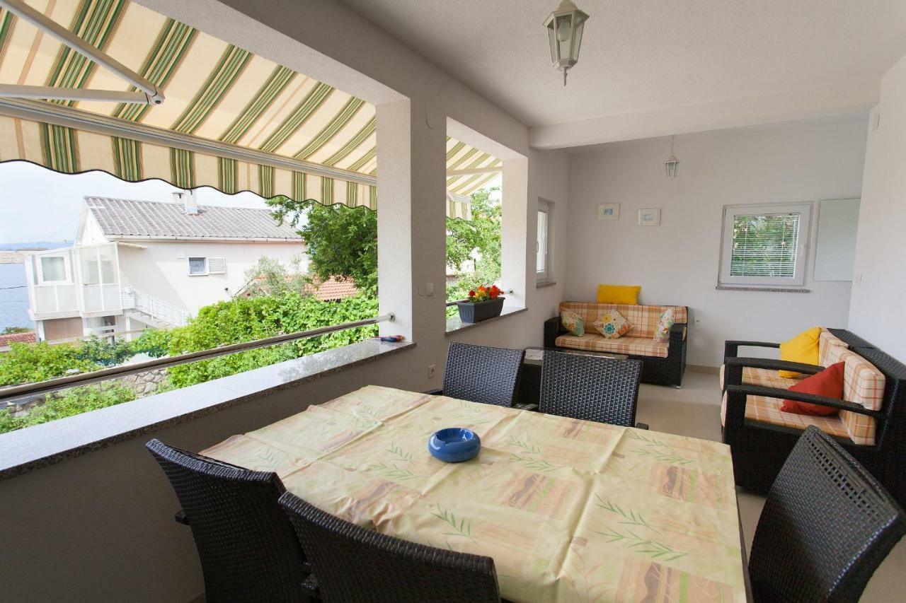 Apartman Kondic Omišalj Zewnętrze zdjęcie